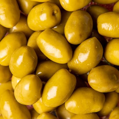 Azeitona Arauco verde com caroco